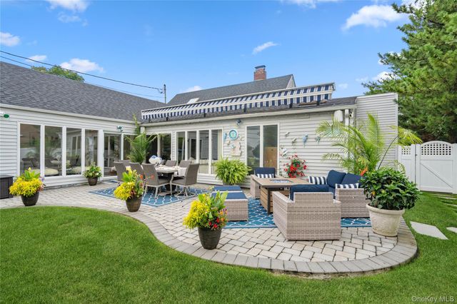 55 Duckpond Drive N, Wantagh, NY 11793