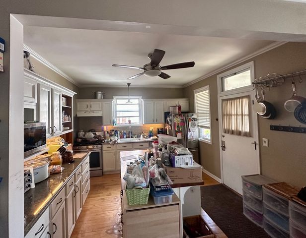 3447 N Oak Park Avenue, Chicago, IL 60634