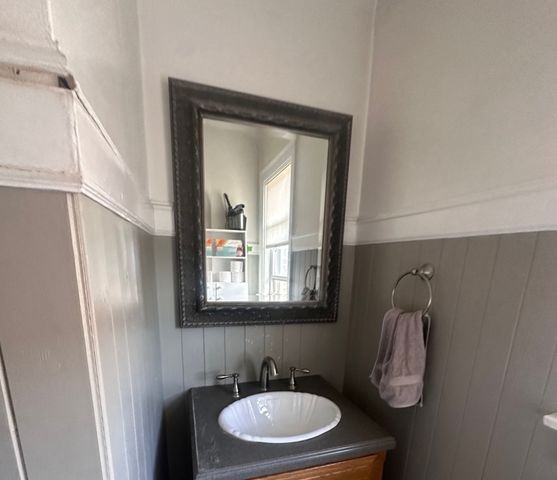 3447 N Oak Park Avenue, Chicago, IL 60634