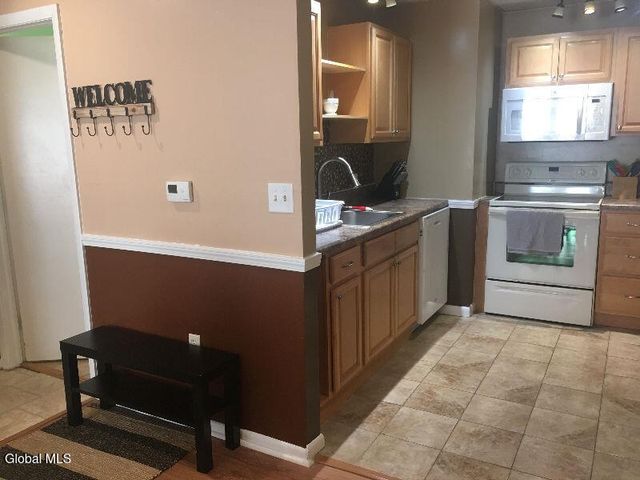 2209 15th Street Unit 3, Troy, NY 12180