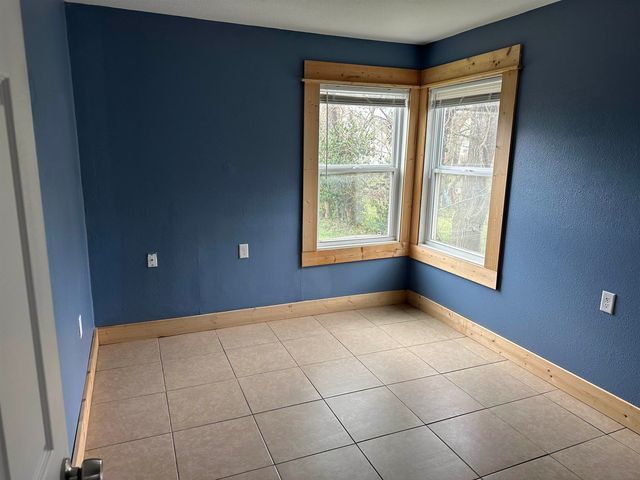 2057-2059 E 9th, Wichita, KS 67214