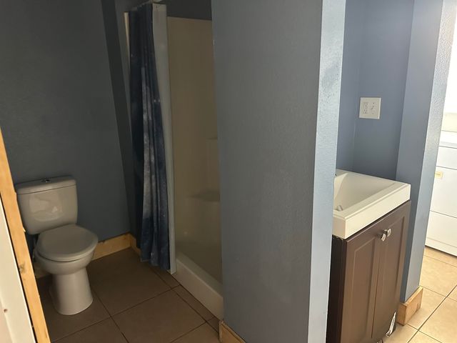 2057-2059 E 9th, Wichita, KS 67214