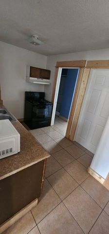 2057-2059 E 9th, Wichita, KS 67214