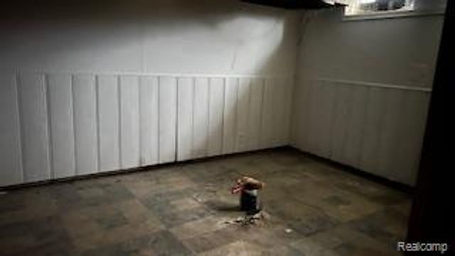 16712 Glastonbury Road, Detroit, MI 48219