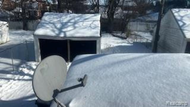 16712 Glastonbury Road, Detroit, MI 48219