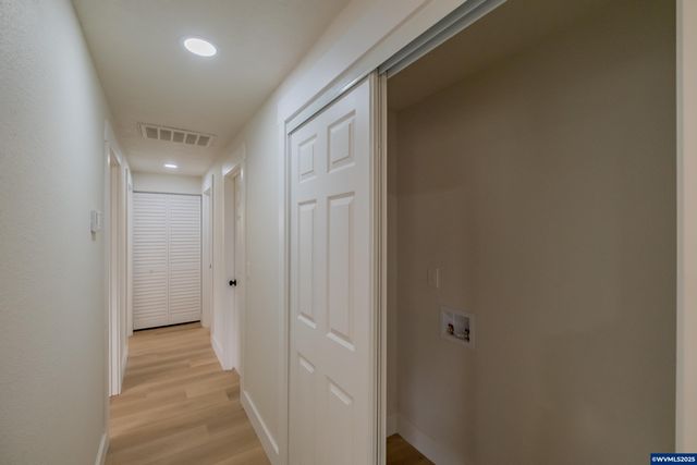 3180 Doughton St S, Salem, OR 97302