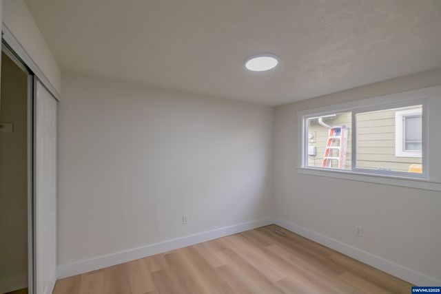 3180 Doughton St S, Salem, OR 97302