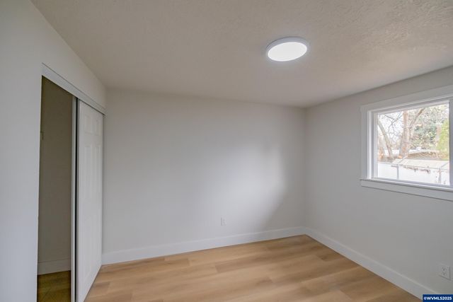 3180 Doughton St S, Salem, OR 97302