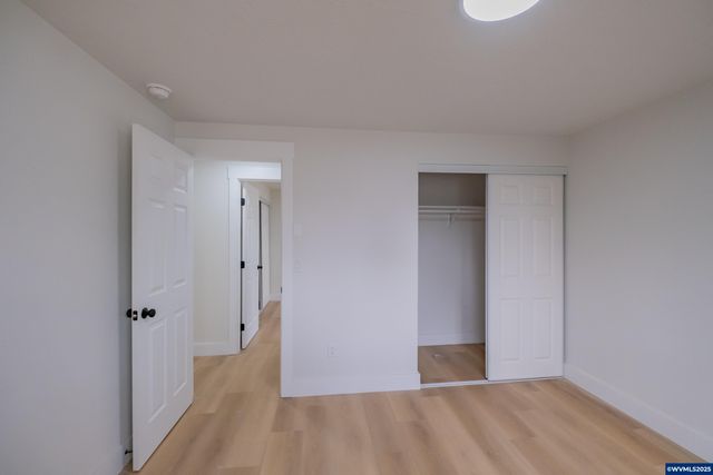 3180 Doughton St S, Salem, OR 97302