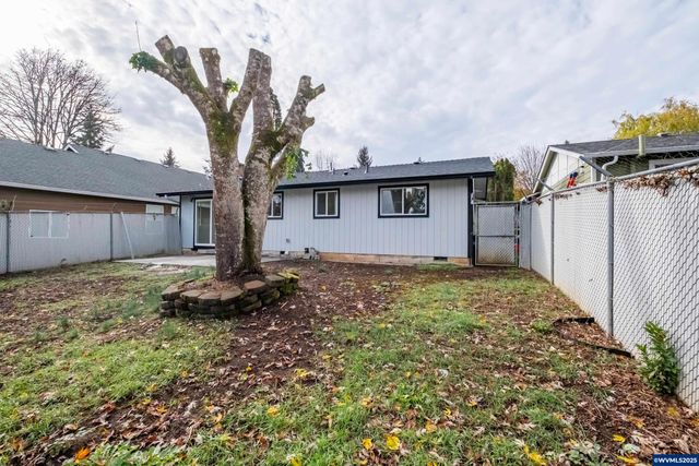 3180 Doughton St S, Salem, OR 97302