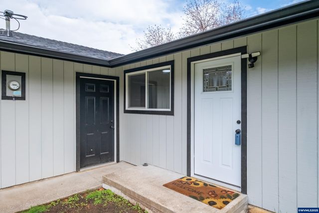 3180 Doughton St S, Salem, OR 97302