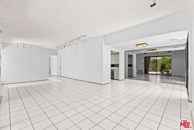 426 N Hermosa Drive, Palm Springs, CA 92262