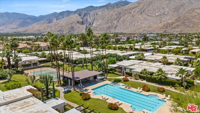 426 N Hermosa Drive, Palm Springs, CA 92262