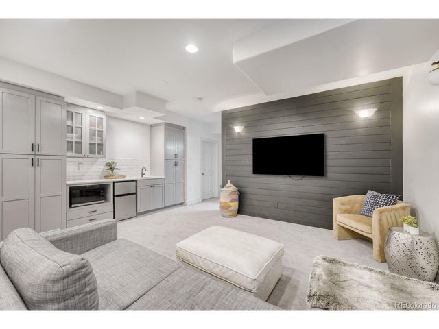 8461 E 21st Ave, Denver, CO 80238