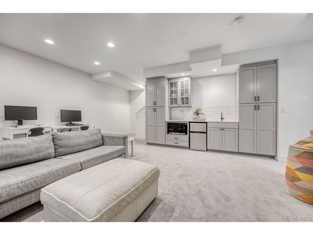 8461 E 21st Ave, Denver, CO 80238