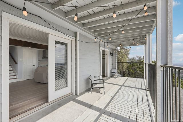 144 SABINE RD, Boerne, TX 78006