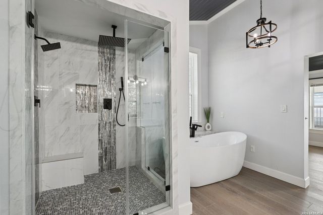 144 SABINE RD, Boerne, TX 78006
