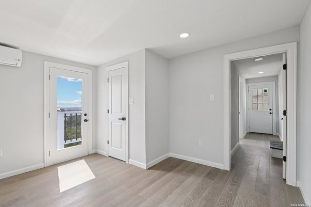 144 SABINE RD, Boerne, TX 78006