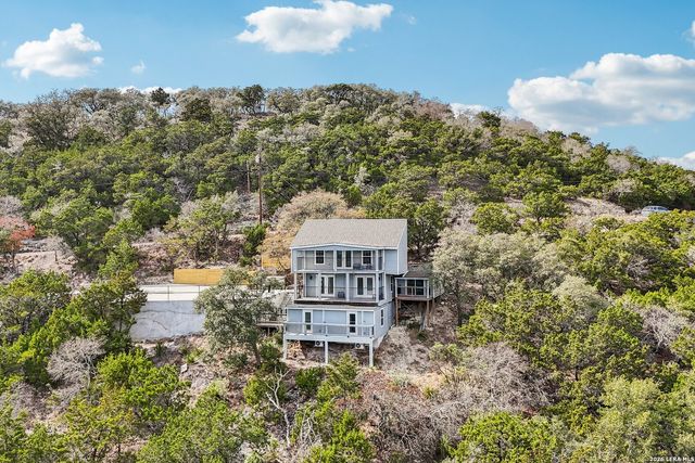 144 SABINE RD, Boerne, TX 78006
