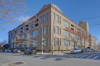 19-19 24 Avenue L102, Astoria, NY 11102