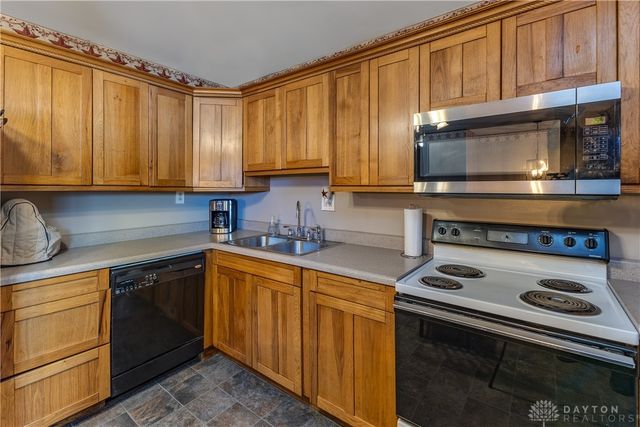 2792 Wheatfield Drive, Colerain Twp, OH 45251