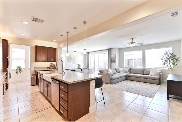 1849 Birdie Ave, Manteca, CA 95337
