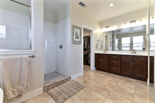 1849 Birdie Ave, Manteca, CA 95337