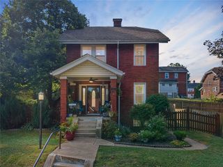 317 Tioga St, Munhall, PA 15120