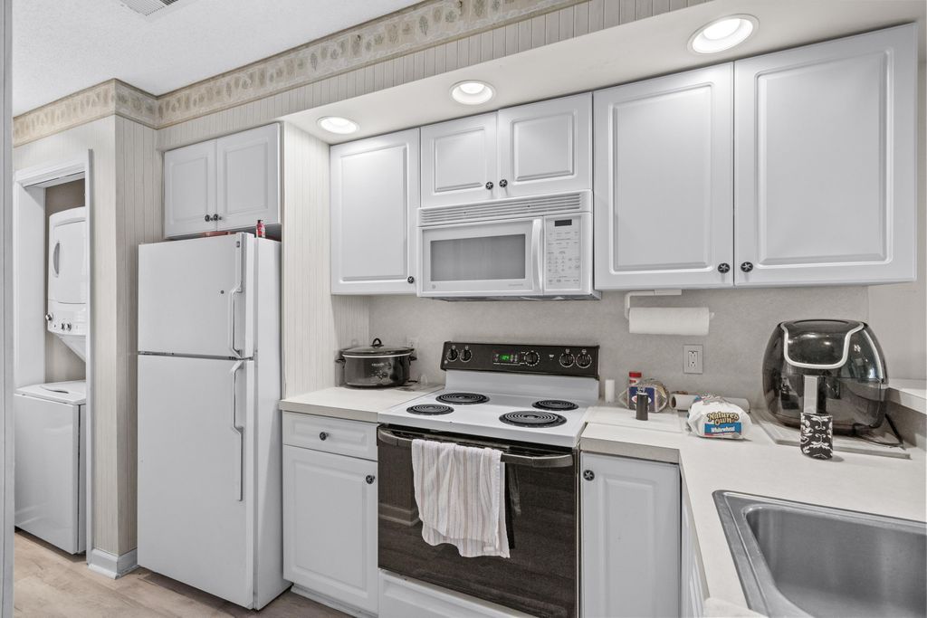 4421 Eastport Blvd Unit H7, Little River, SC 29566 — photo 5