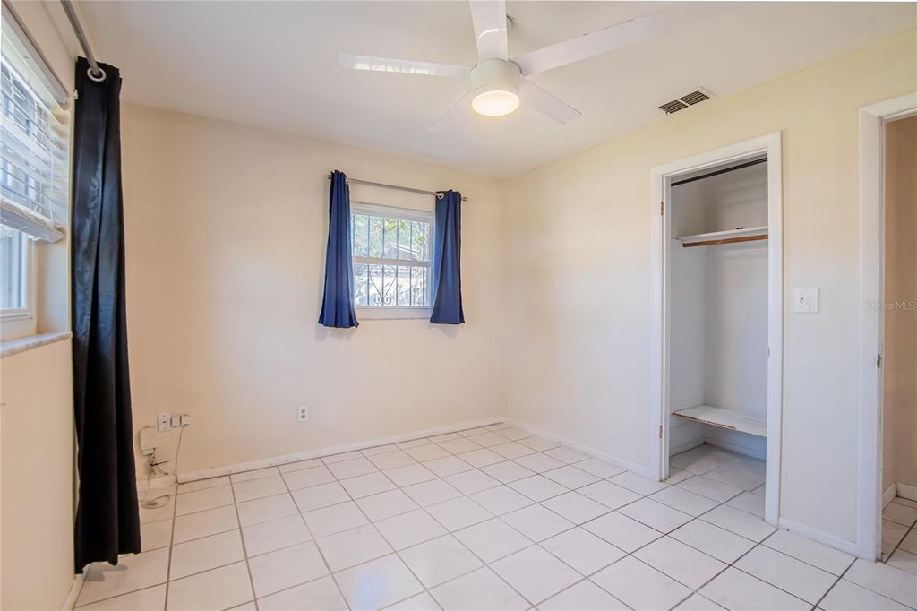 Image 19 of property listing at 806 PAPAYA DRIVE, Tampa, FL 33619