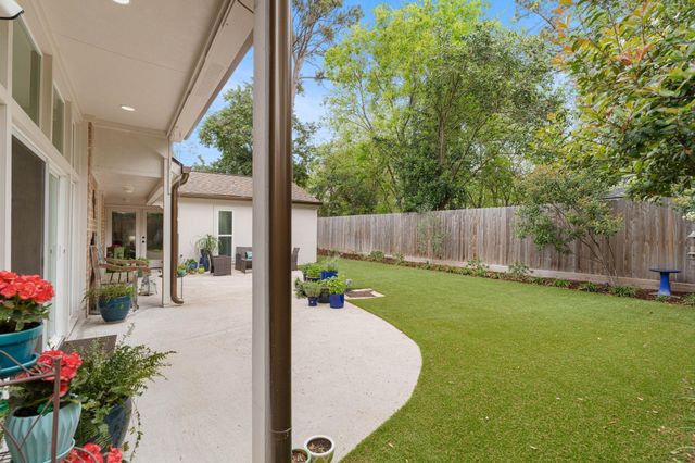 10226 Briar Forest Drive, Houston, TX 77042