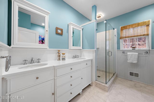 1 Fennimore Terrace, Highlands, NJ 07732