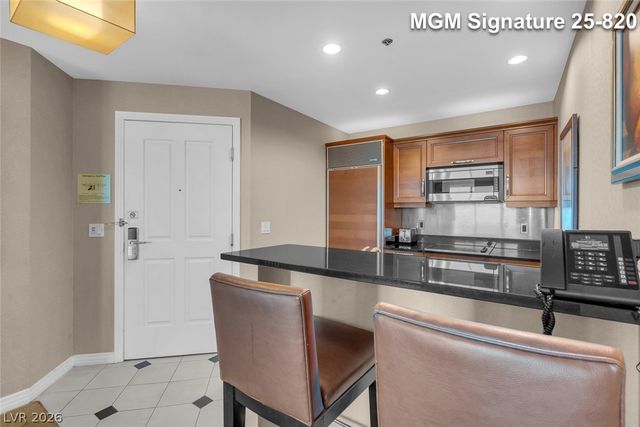 125 East Harmon Avenue 2520, Las Vegas, NV 89109