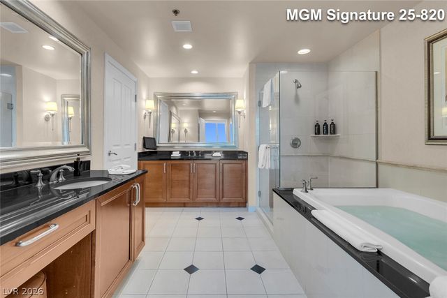 125 East Harmon Avenue 2520, Las Vegas, NV 89109