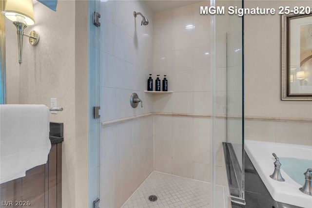 125 East Harmon Avenue 2520, Las Vegas, NV 89109