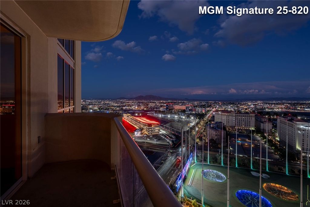 125 East Harmon Avenue 2520, Las Vegas, NV 89109 — photo 3