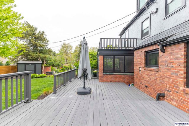 2027 N 55th Street, Omaha, NE 68104
