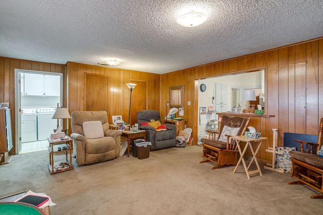 1041 W VANDERBILT Street, Stephenville, TX 76401