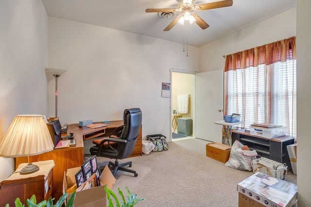 1041 W VANDERBILT Street, Stephenville, TX 76401