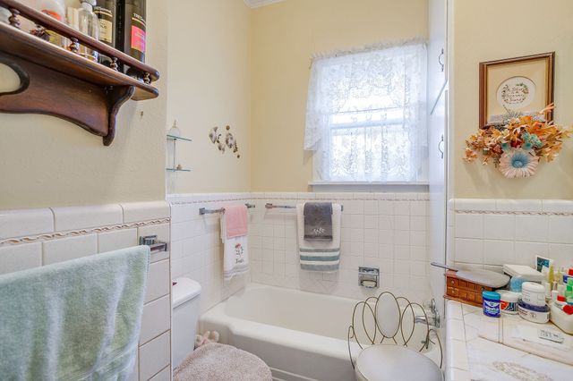 1041 W VANDERBILT Street, Stephenville, TX 76401