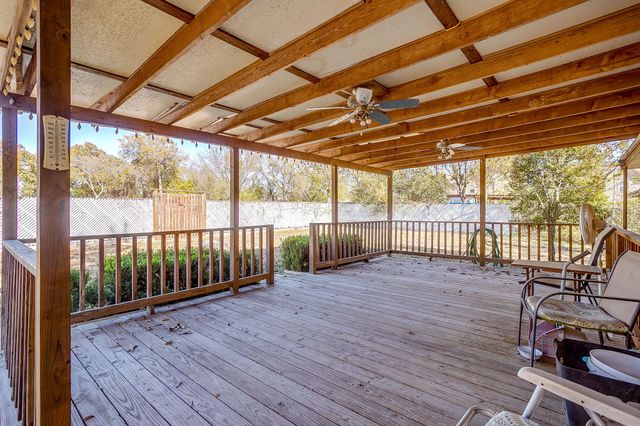 1041 W VANDERBILT Street, Stephenville, TX 76401