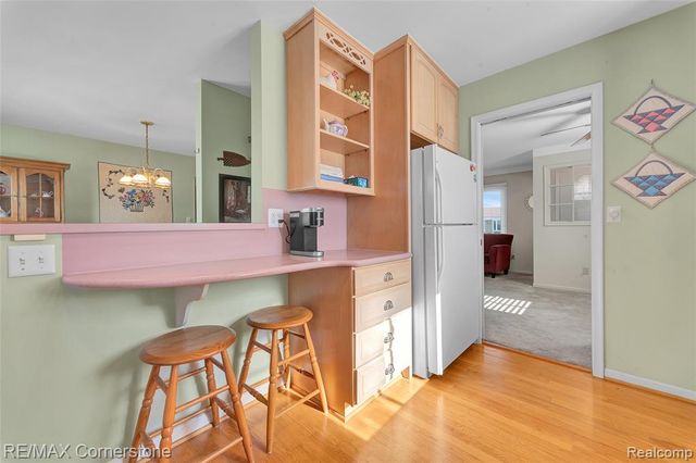 8219 Roselawn Street, Westland, MI 48185