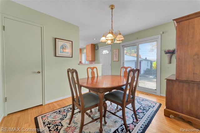 8219 Roselawn Street, Westland, MI 48185