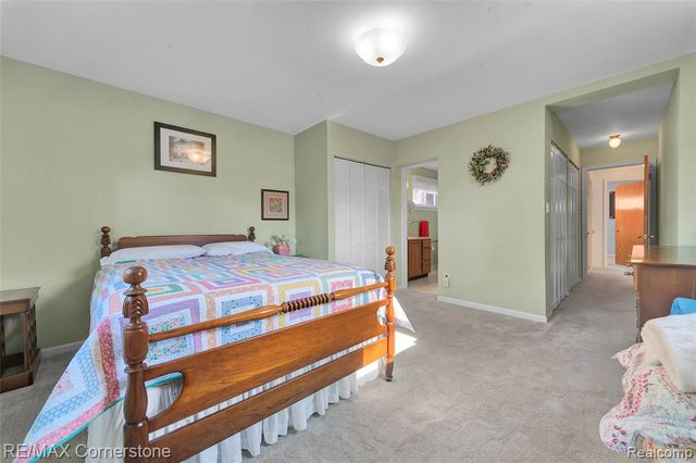 8219 Roselawn Street, Westland, MI 48185