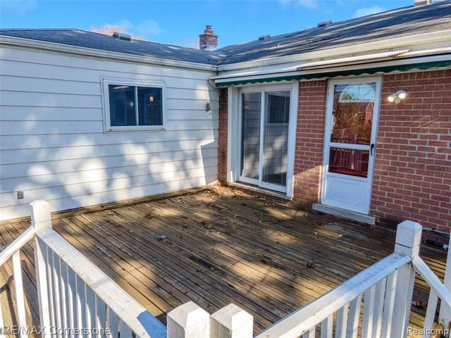 8219 Roselawn Street, Westland, MI 48185