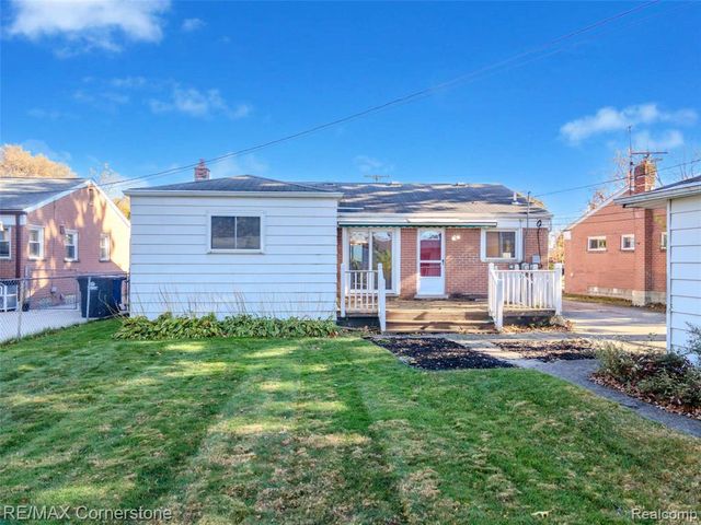 8219 Roselawn Street, Westland, MI 48185