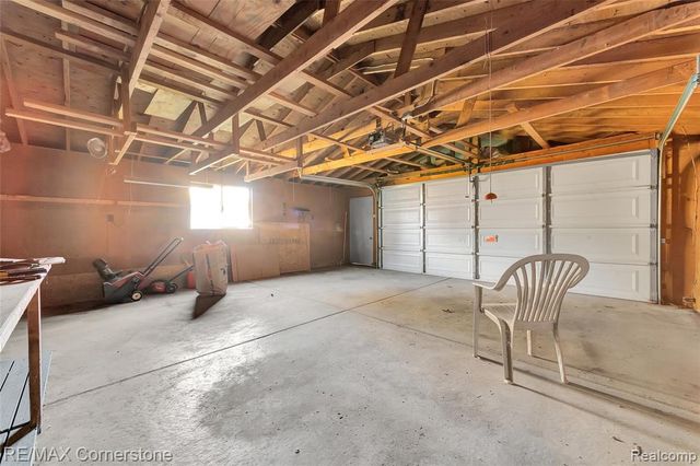 8219 Roselawn Street, Westland, MI 48185