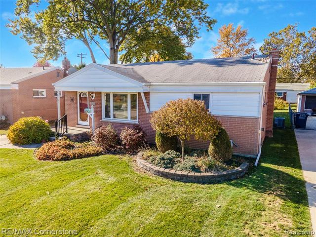 8219 Roselawn Street, Westland, MI 48185