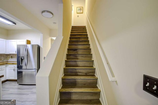 2706 Heathrow Drive, Lawrenceville, GA 30043