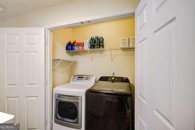 2706 Heathrow Drive, Lawrenceville, GA 30043